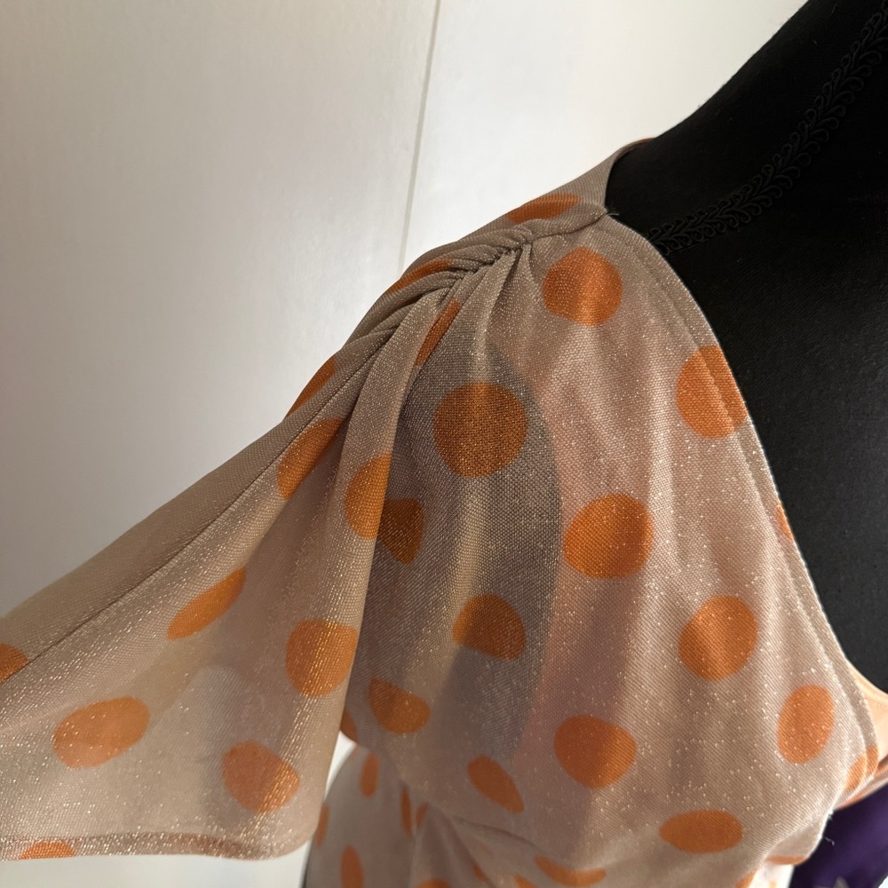 Eva Franco Anthropologie Sweetwater Top in Orange Dot Flutter Sleeve Size Small - Picture 4 of 14